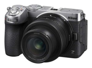 Nikon Z5IIC Silver + Z 24-50 mm F4-6.3