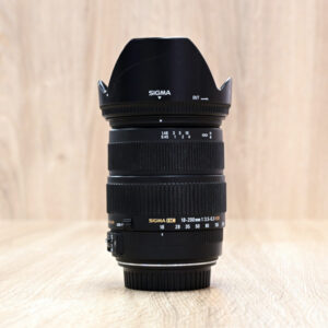 Occasion Sigma 18-200 mm F3.5-6.3 DC OS HSM Canon