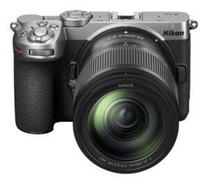 Nikon Z5IIC Silver + Z 24-200 mm F4.5-6.3 VR