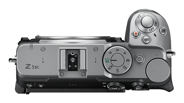 Nikon Z5IIC Silver + Z 24-70 mm F4 S - Afbeelding 8
