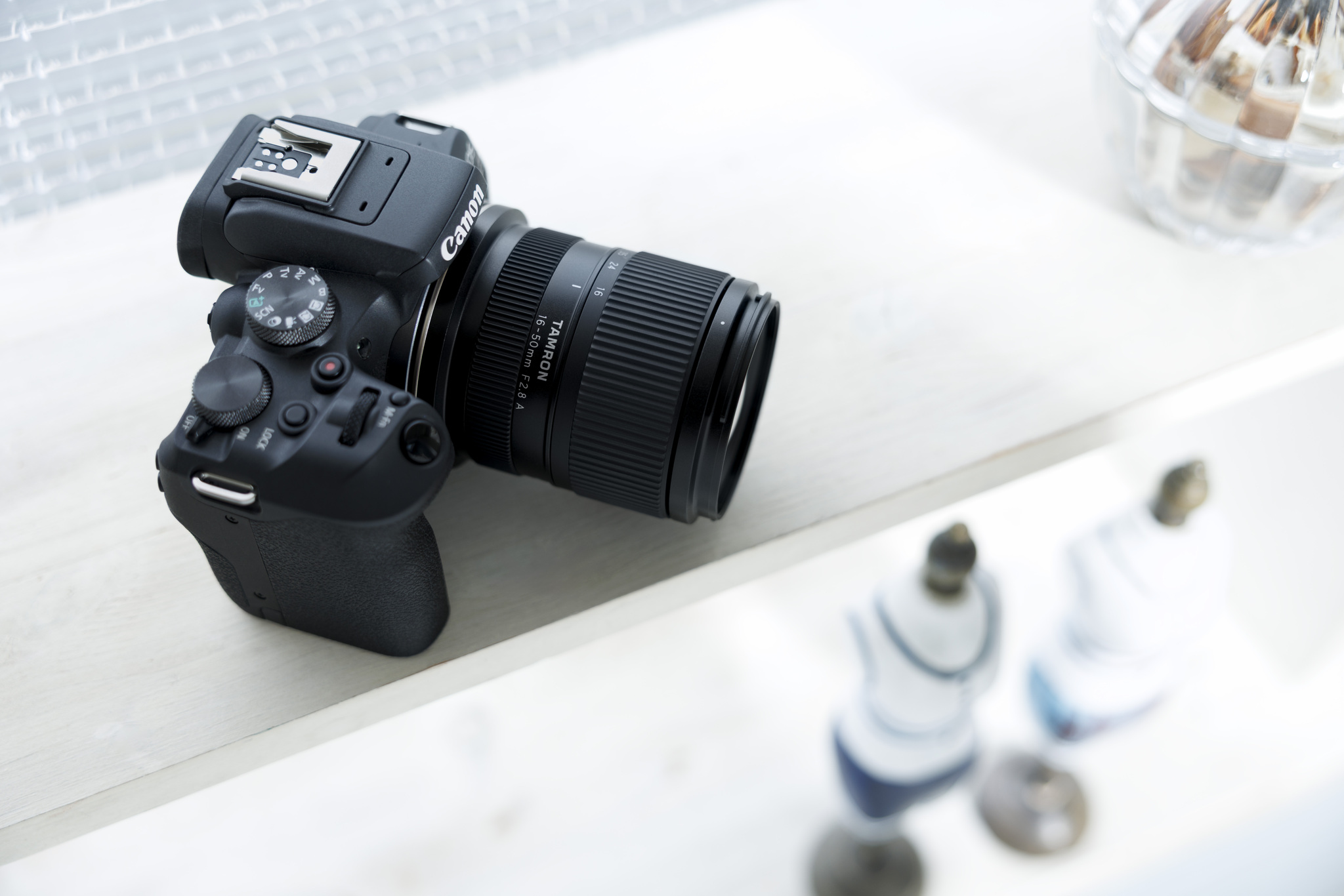 Tamron 16-50 mm F2.8 A Canon RF-Mount - Afbeelding 2