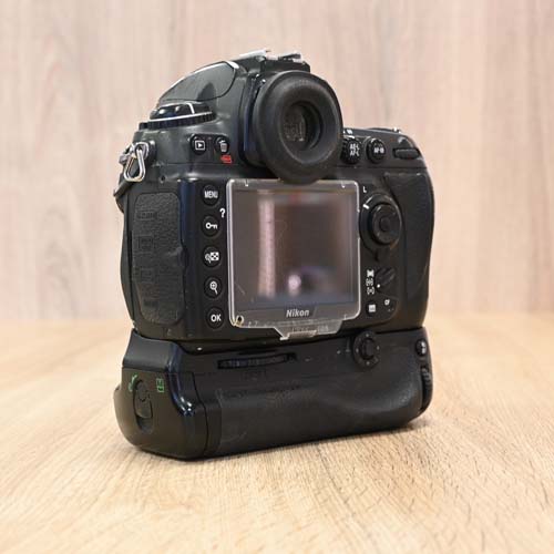 Occasion Nikon D700 + MB-D10 Battery Grip - Afbeelding 3