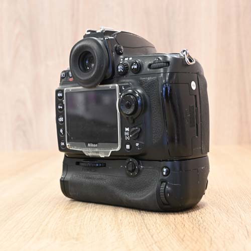 Occasion Nikon D700 + MB-D10 Battery Grip - Afbeelding 4